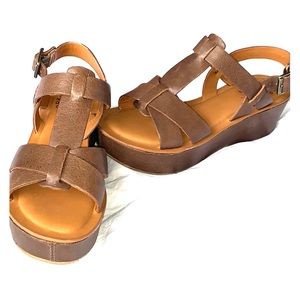 Kork-ease brown wedges